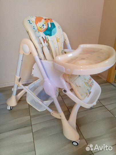 Стульчик для кормления babyton