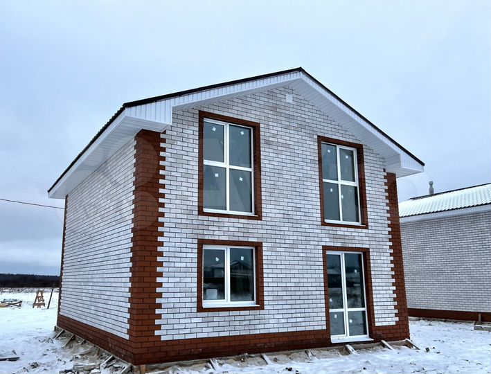 Дом 105 м² на участке 6,7 сот.