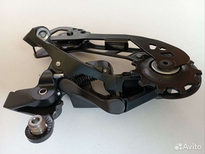 Задний переключатель Shimano Deore