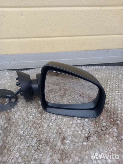 Рено Логан-зеркало правое электричес