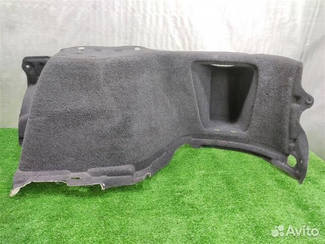 Обшивка багажника правая Lexus RX300 (MCU15) 2002