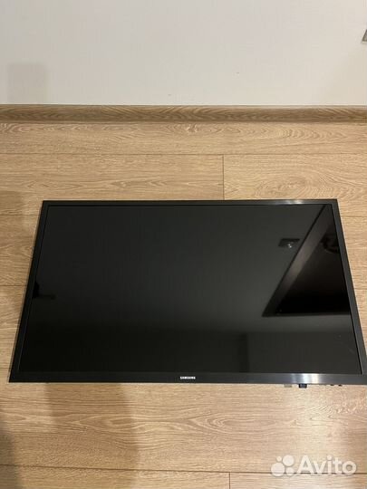 Телевизор Samsung 32 дюйма