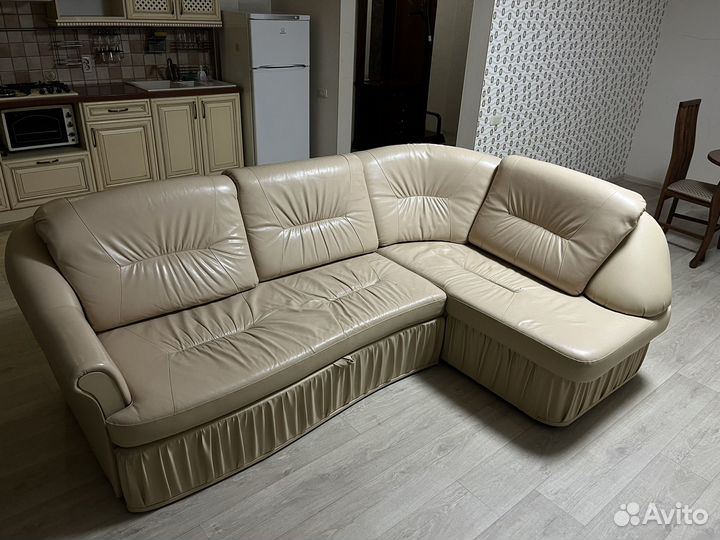 Диван угловой