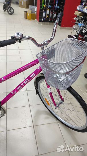 Велосипед 28 Stels Navigator 300 Lady малиновый