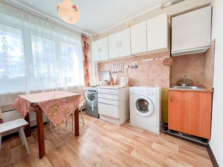 2-к. квартира, 57,3 м², 2/5 эт.