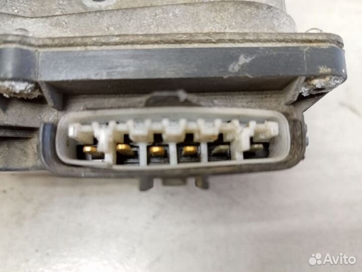 Дроссельная заслонка