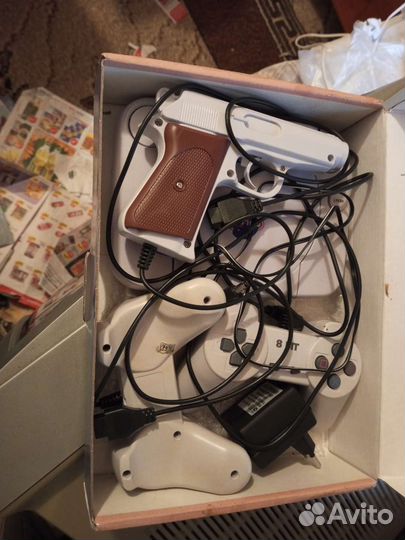 Игровая приставка dendy