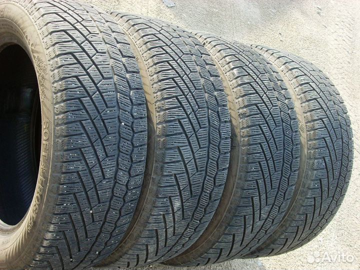 Gislaved Soft Frost 200 205/55 R16 94T