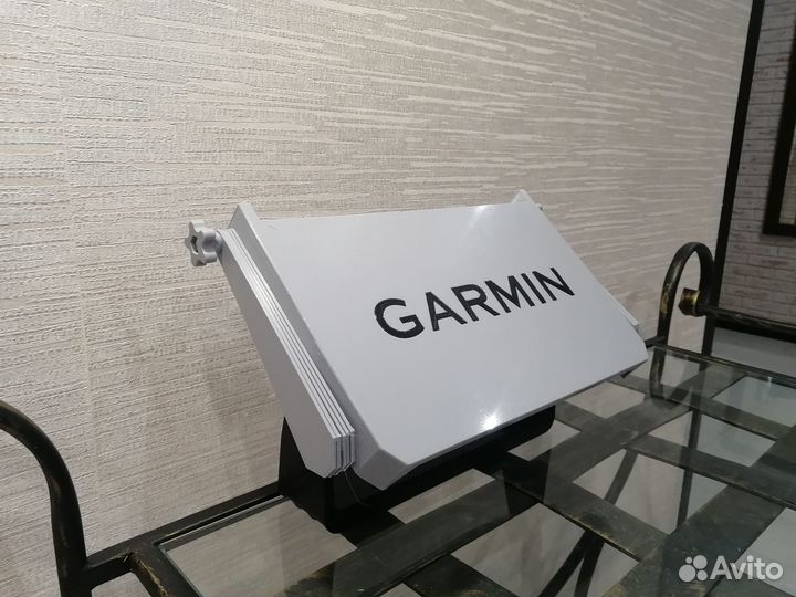 Крышка козырек Garmin Striker 9 sv фиксатор кабеля