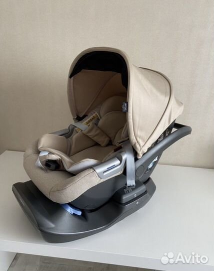 Автолюлька Inglesina с базой