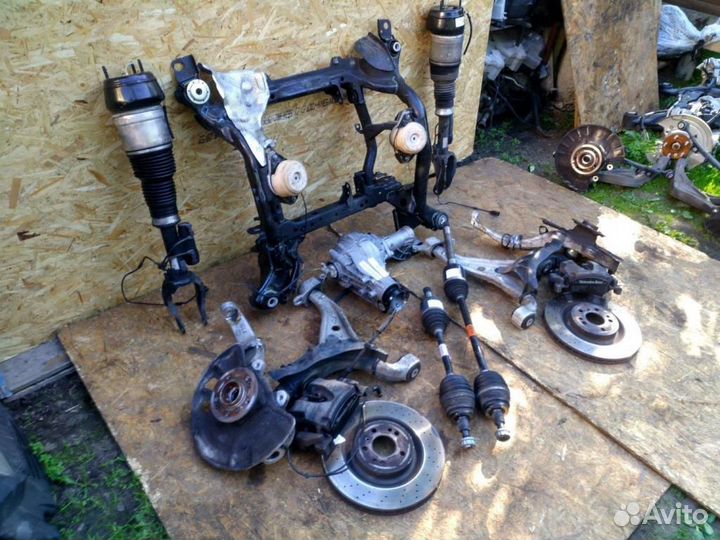 Подвеска рычаг кулак стойка Mercedes-Benz GLE C