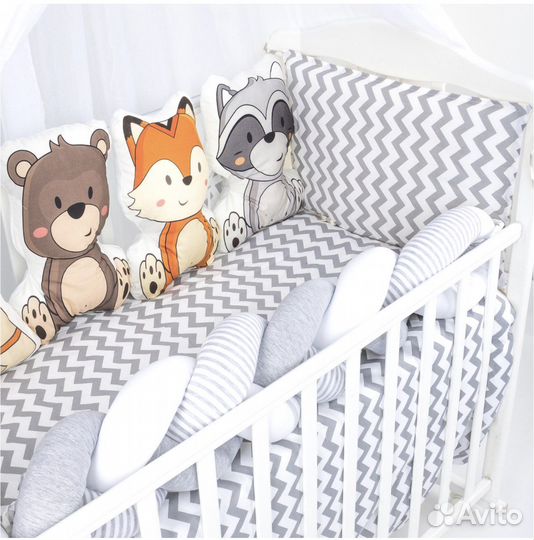 Бортики в детскую кроватку