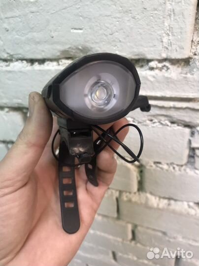 Велосипедный фонарь