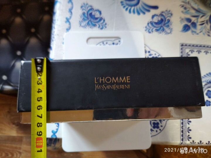 Коробка из под YSL