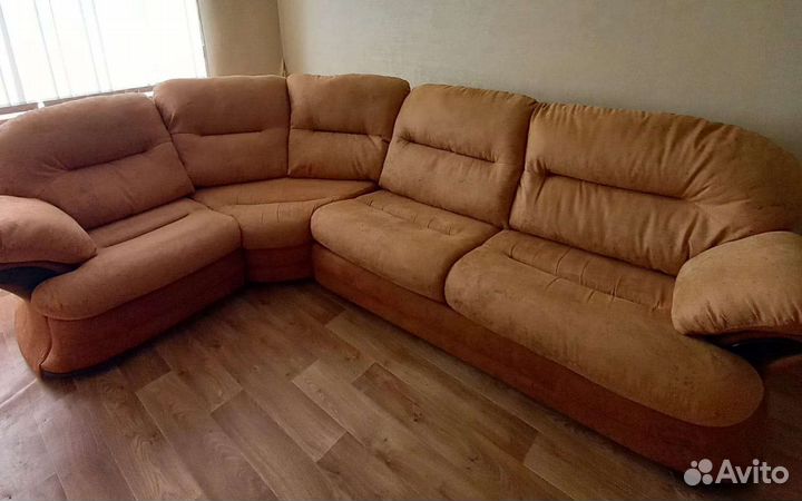 Угловой диван