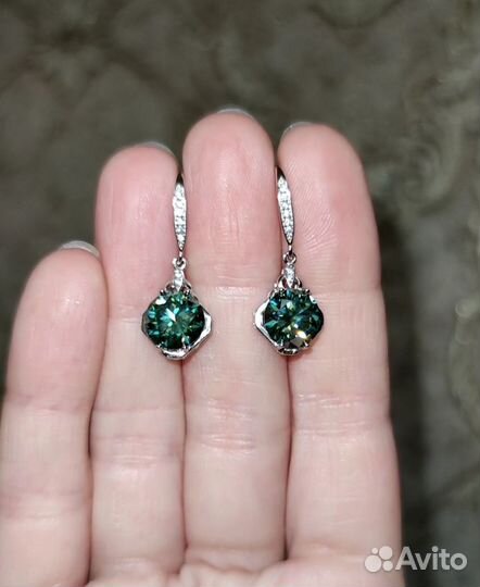 Серьги 925 пробы с зелёными муассанитами 6 карат