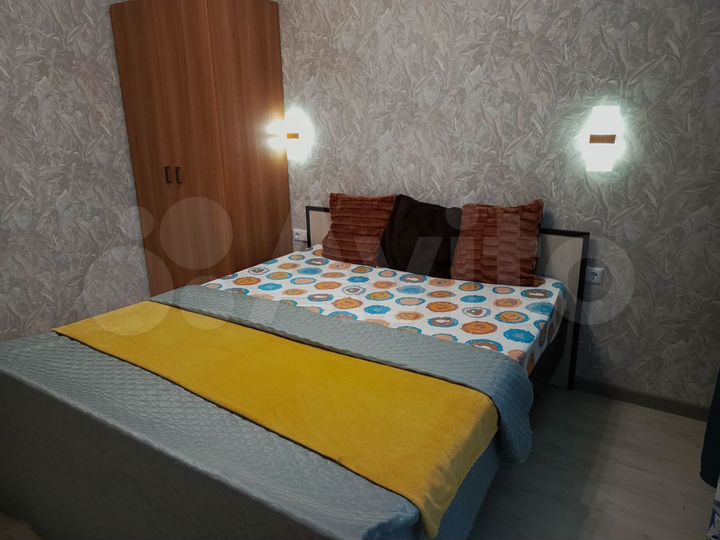 2-к. квартира, 60 м², 1/4 эт.