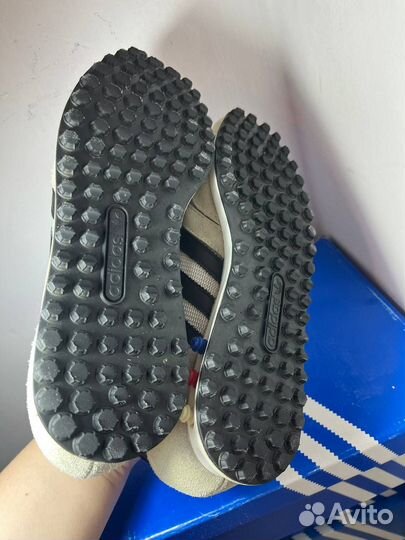 Кроссовки adidas la trainer