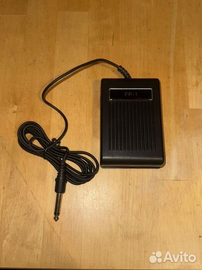 Педаль для синтезатора