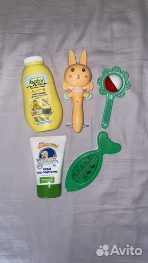 Присыпка, термометр, погремушки, крем