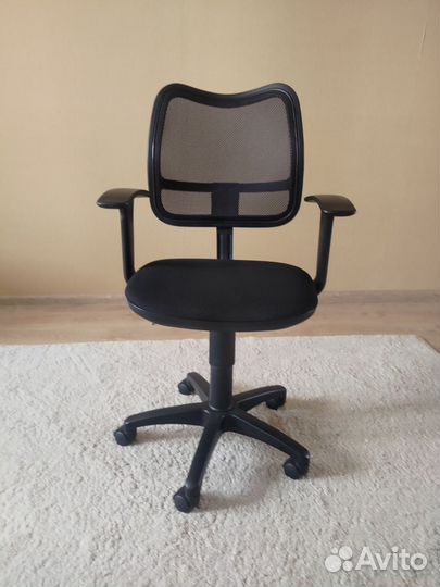 Компьютерное кресло