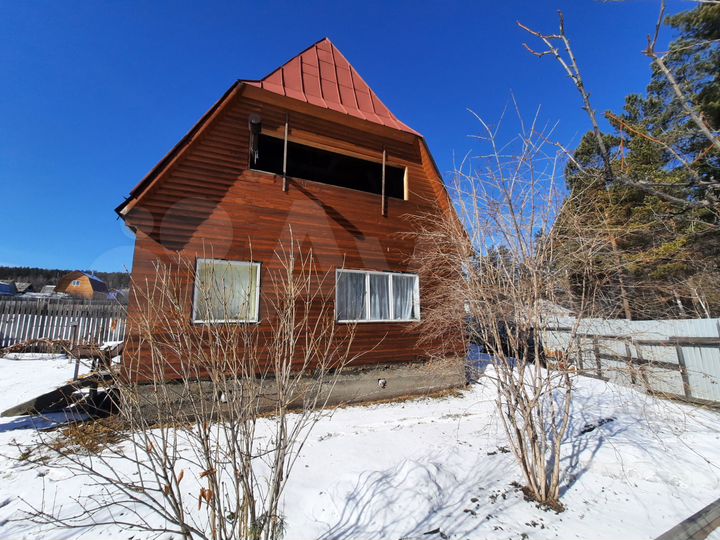 Дача 35 м² на участке 10 сот.