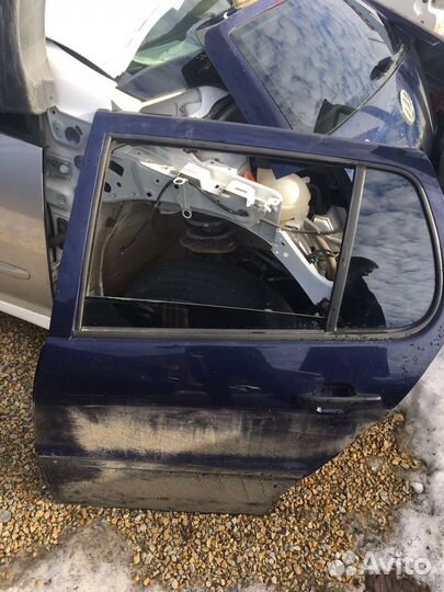 Volkswagen golf 3 задняя левая дверь