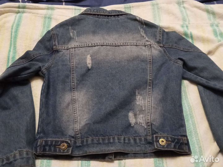 Джинсовая куртка