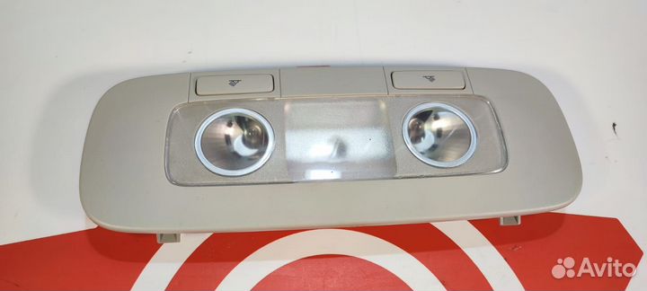 Плафон освещения салона Volkswagen 3C0947291