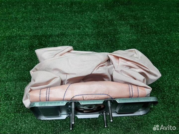 Подушка безопасности в торпедо Renault Duster 2017