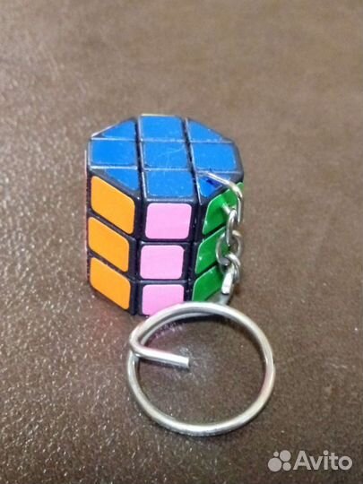 Брелок кубик Рубика призма