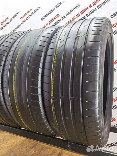 Kumho Ecsta PS71 245/45 R19
