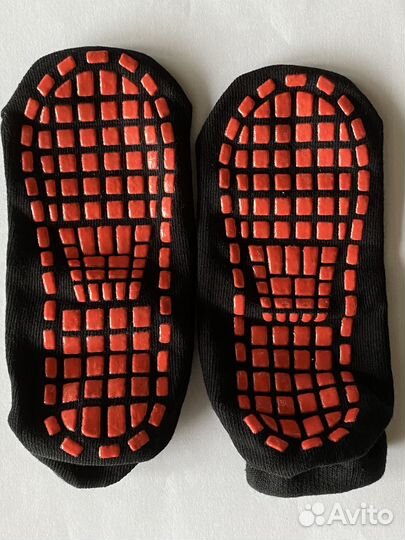 Противоскользящие носки для спорта