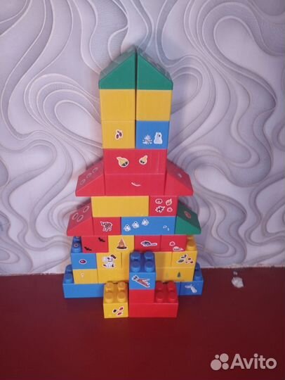 Конструктор с большими деталями