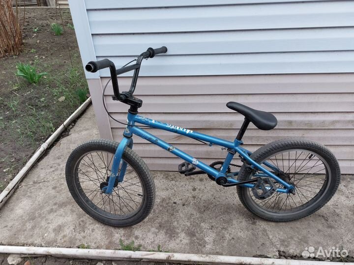 Трюковой велосипед bmx