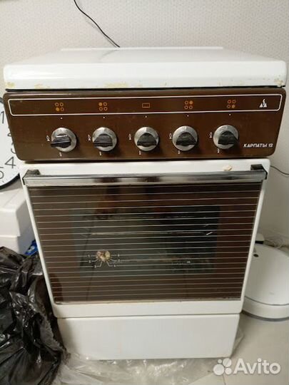 Продается для дачи газовая плита Карпаты 12