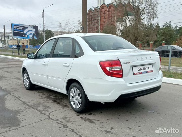 LADA Granta 1.6 МТ, 2023