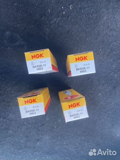 Свечи зажигания NGK bkr5e-11