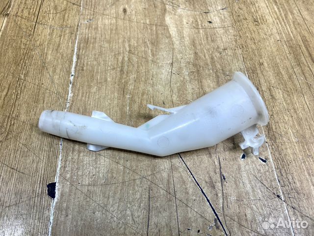 Горловина бачка омывателя Ford Focus 3 2011-2019г