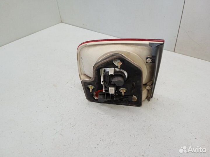 Фонарь задний левый Volkswagen Touareg GP 3.2 2003