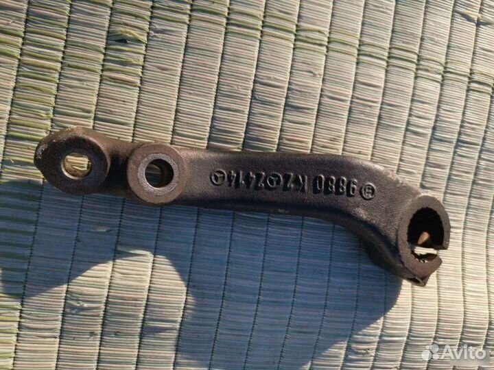 Сошка рулевого редуктора Mercedes-Benz E W124