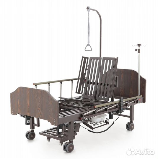 Медицинская кровать железная для лежачих больных
