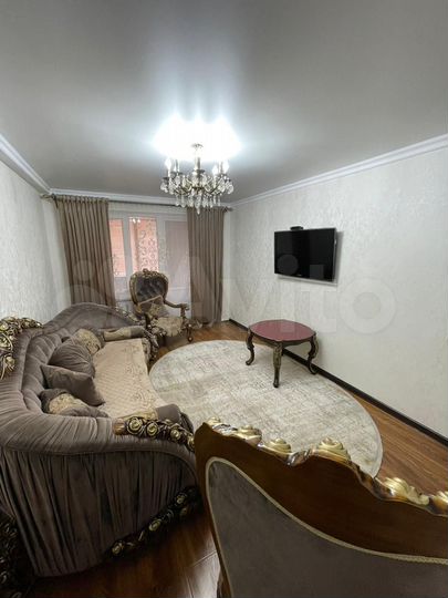 4-к. квартира, 92 м², 5/5 эт.