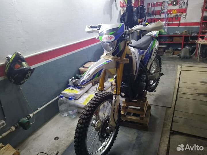 Продам мотоцикл Racer