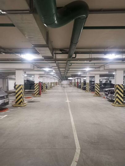 Машиноместо, 16 м²