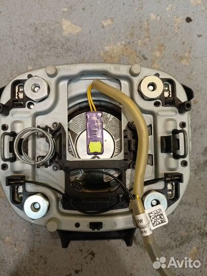 Подушка безопасности в руль volkswagen passat b6