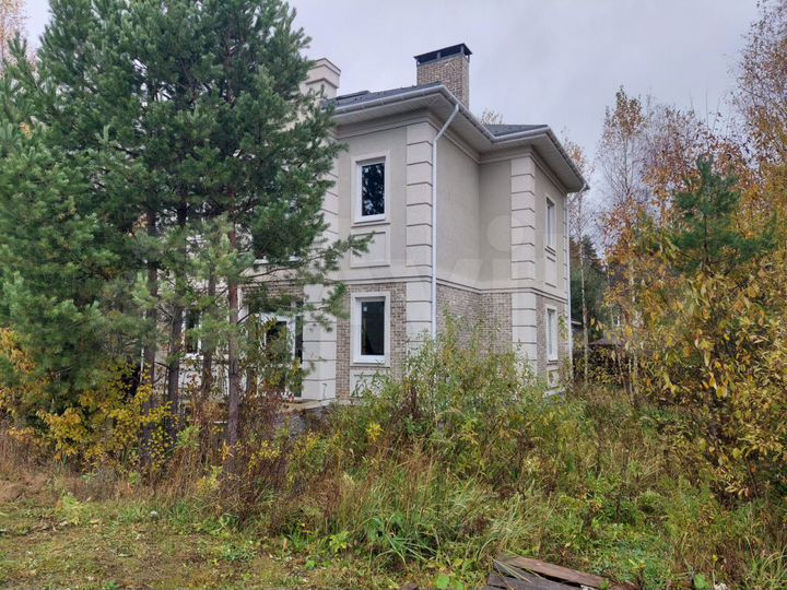 Дом 122,4 м² на участке 8,4 сот.