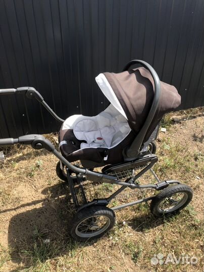 Детская коляска и автокресло