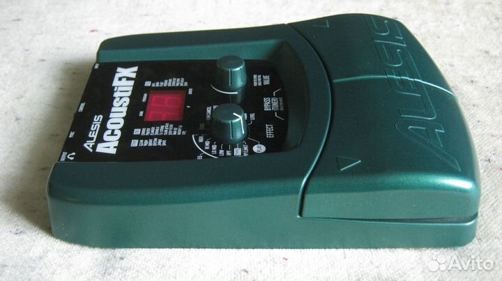 Alesis AcoustiFX