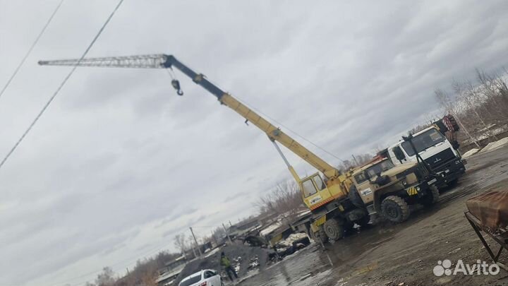 Аренда и услуги автокрана, 25 т, 21 м, с гуськом 9 м